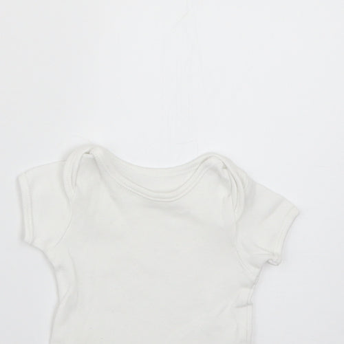 George Baby White   Babygrow One-Piece Size Newborn