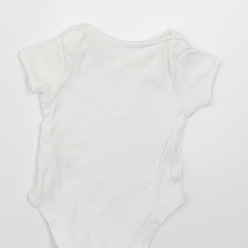 George Baby White   Babygrow One-Piece Size Newborn