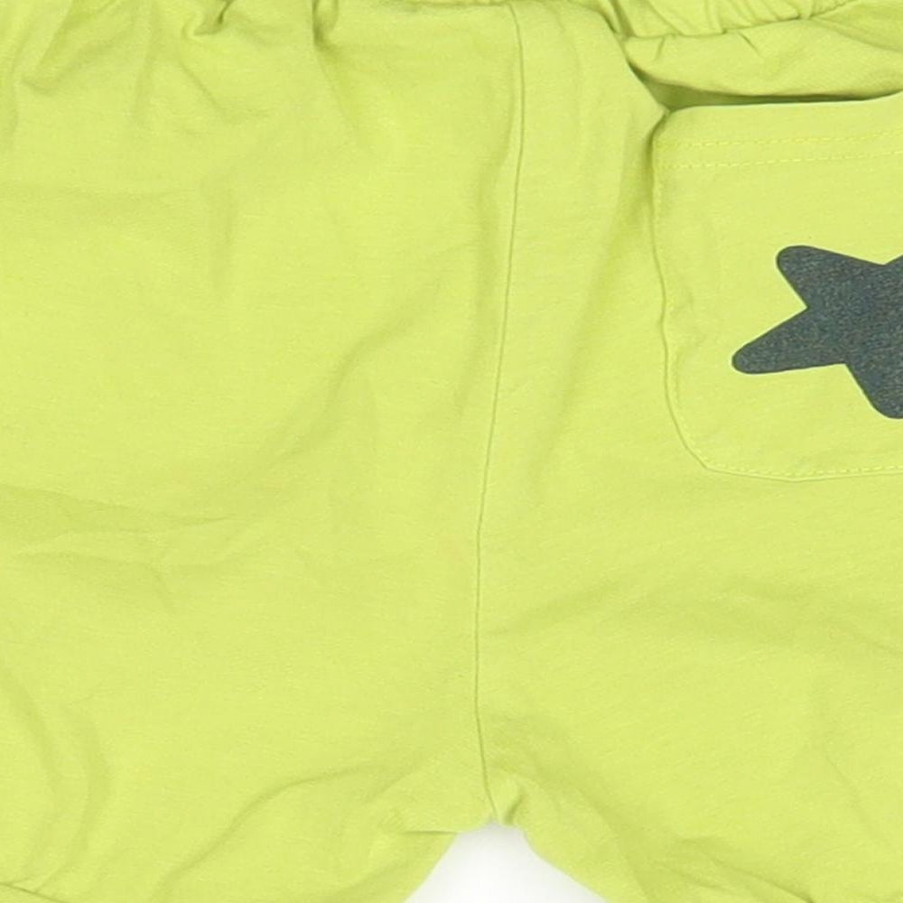mud kingdom Boys Green   Sweat Shorts Size 7-8 Years