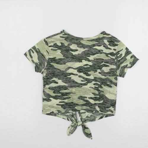Primark Girls Green Camouflage Knit Basic T-Shirt Size 7-8 Years