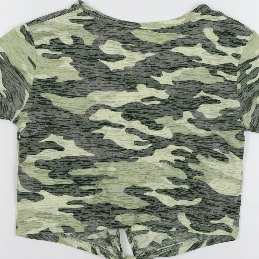 Primark Girls Green Camouflage Knit Basic T-Shirt Size 7-8 Years