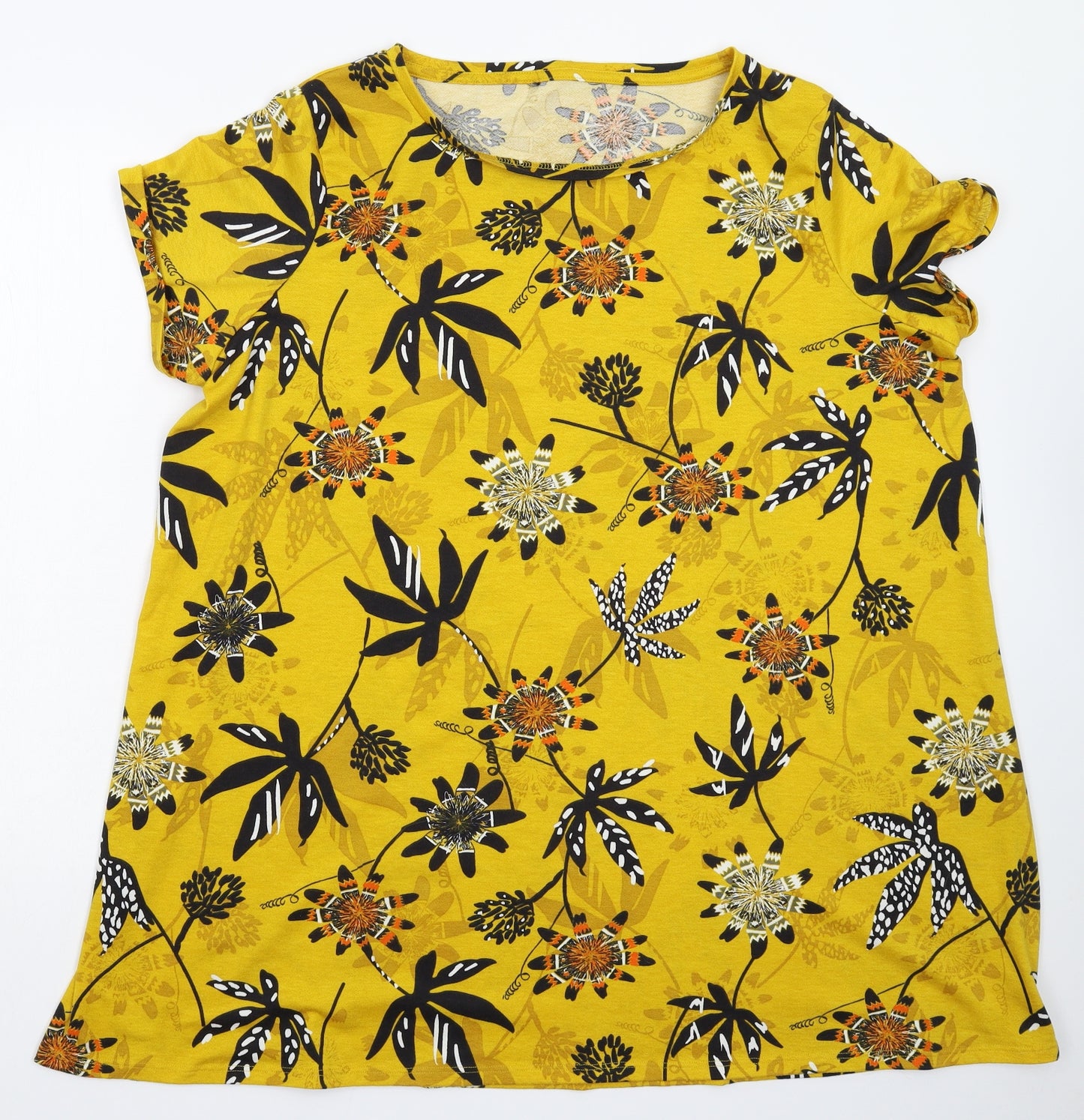 Preworn Womens Yellow Floral  Mini  Size 22