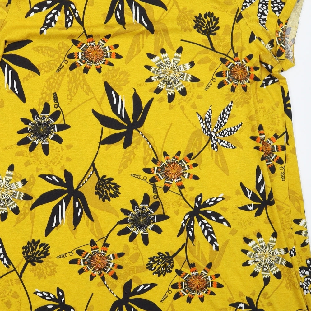 Preworn Womens Yellow Floral  Mini  Size 22