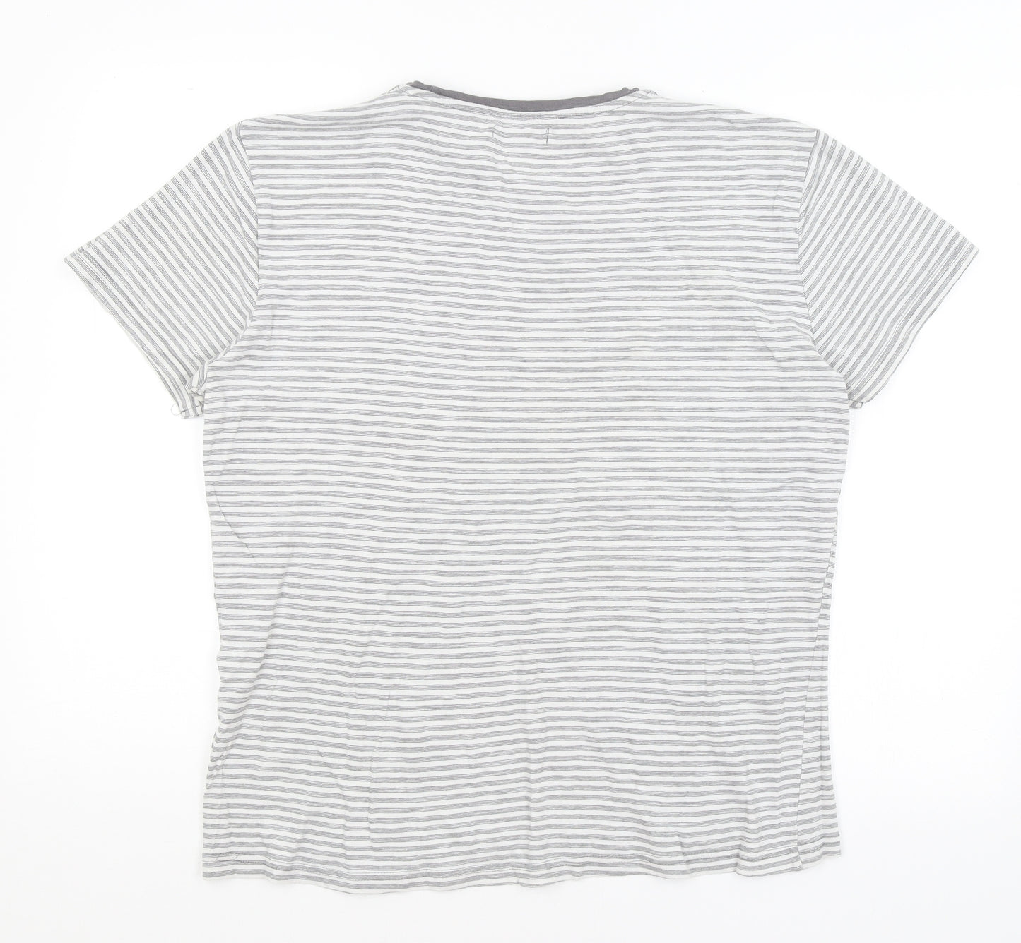 Avenue Mens Grey Striped   T-Shirt Size M