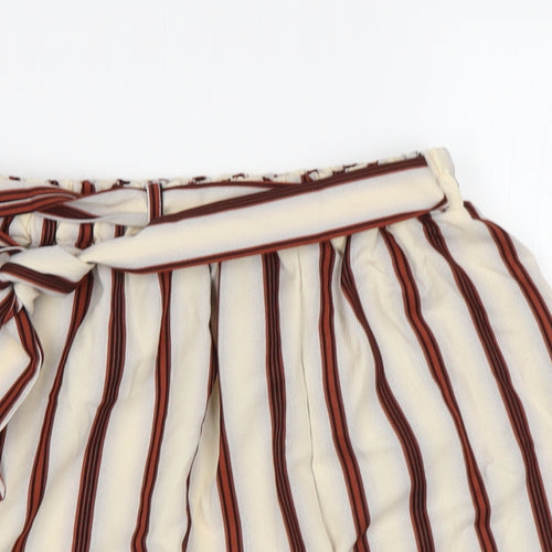 Preworn Womens Beige Striped  Bermuda Shorts Size M