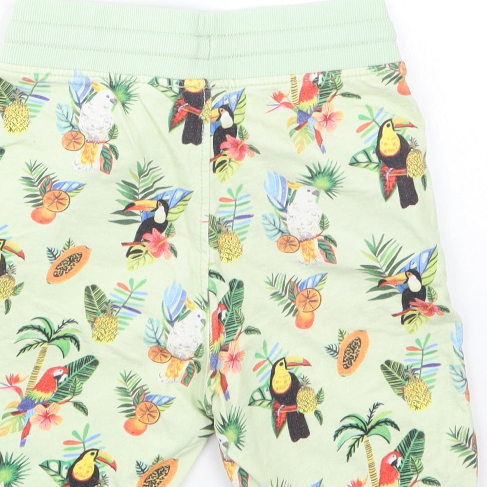 H&M Boys Green Geometric  Sweat Shorts Size 7 Years