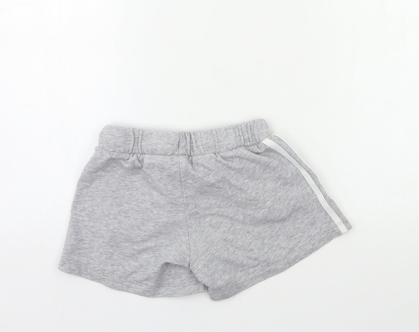 adidas Girls Grey   Sweat Shorts Size 7-8 Years