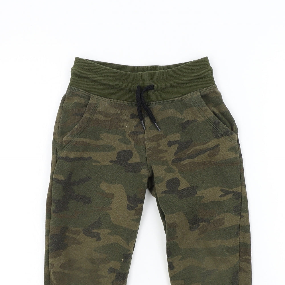 Primark Boys Green Camouflage  Jogger Trousers Size 5-6 Years