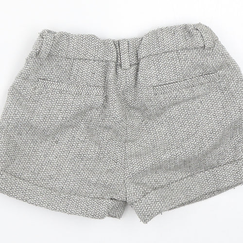 F&F Girls Grey   Hot Pants Shorts Size 4-5 Years