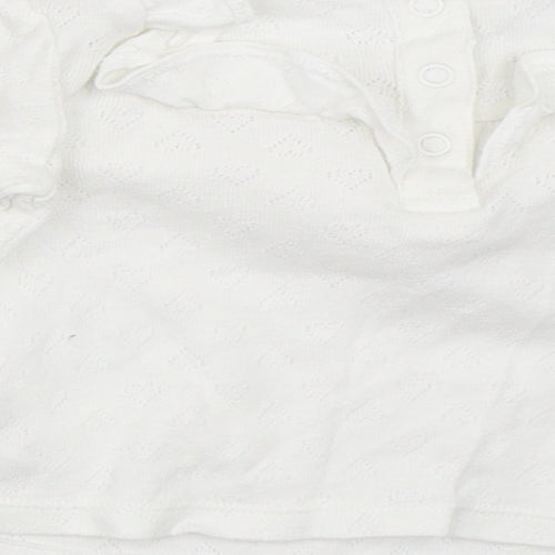 TU Girls White   Basic T-Shirt Size 3-6 Months