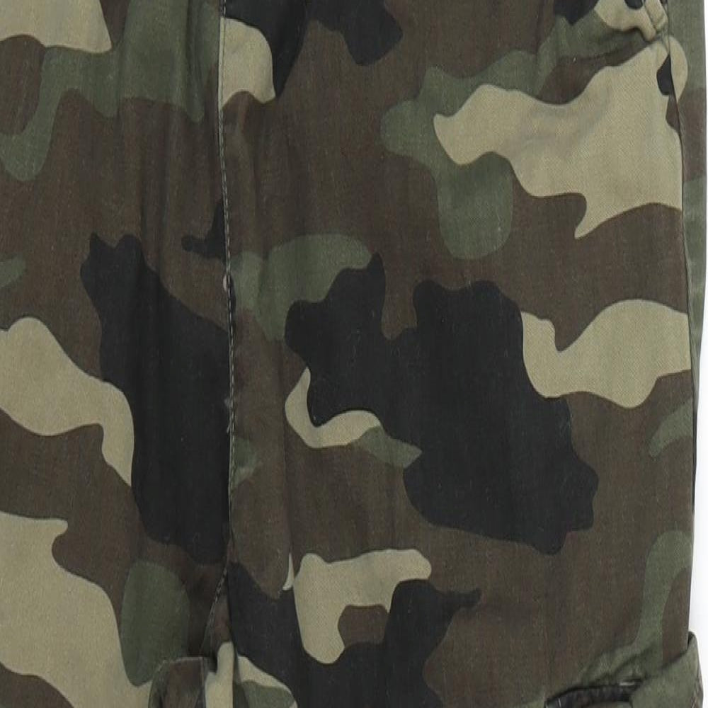 H&M Womens Green Camouflage  Trousers  Size 8 L26 in