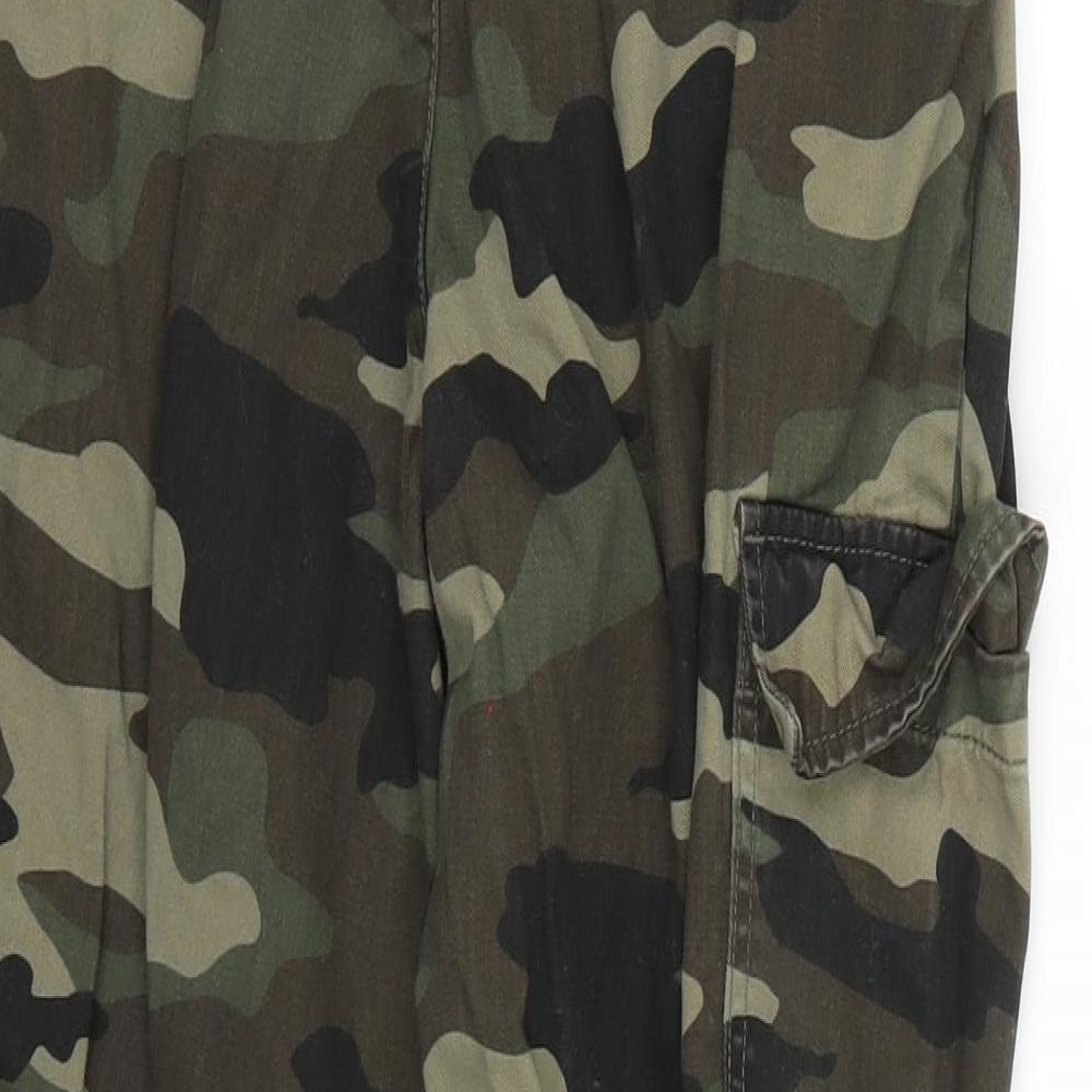 H&M Womens Green Camouflage  Trousers  Size 8 L26 in
