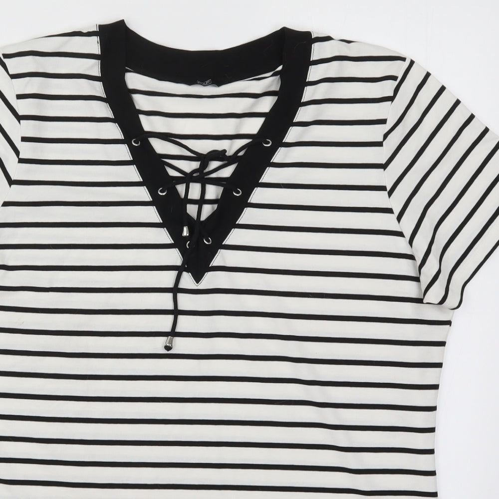 F&F Womens White Striped  Basic T-Shirt Size 18  - Black and White