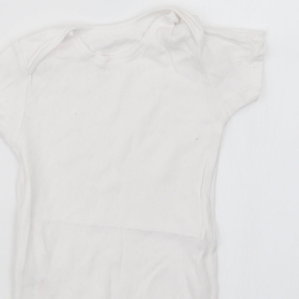 TU Baby White   Babygrow One-Piece Size 18-24 Months