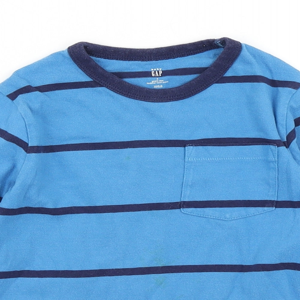 Gap Boys Blue Striped  Basic T-Shirt Size 5 Years