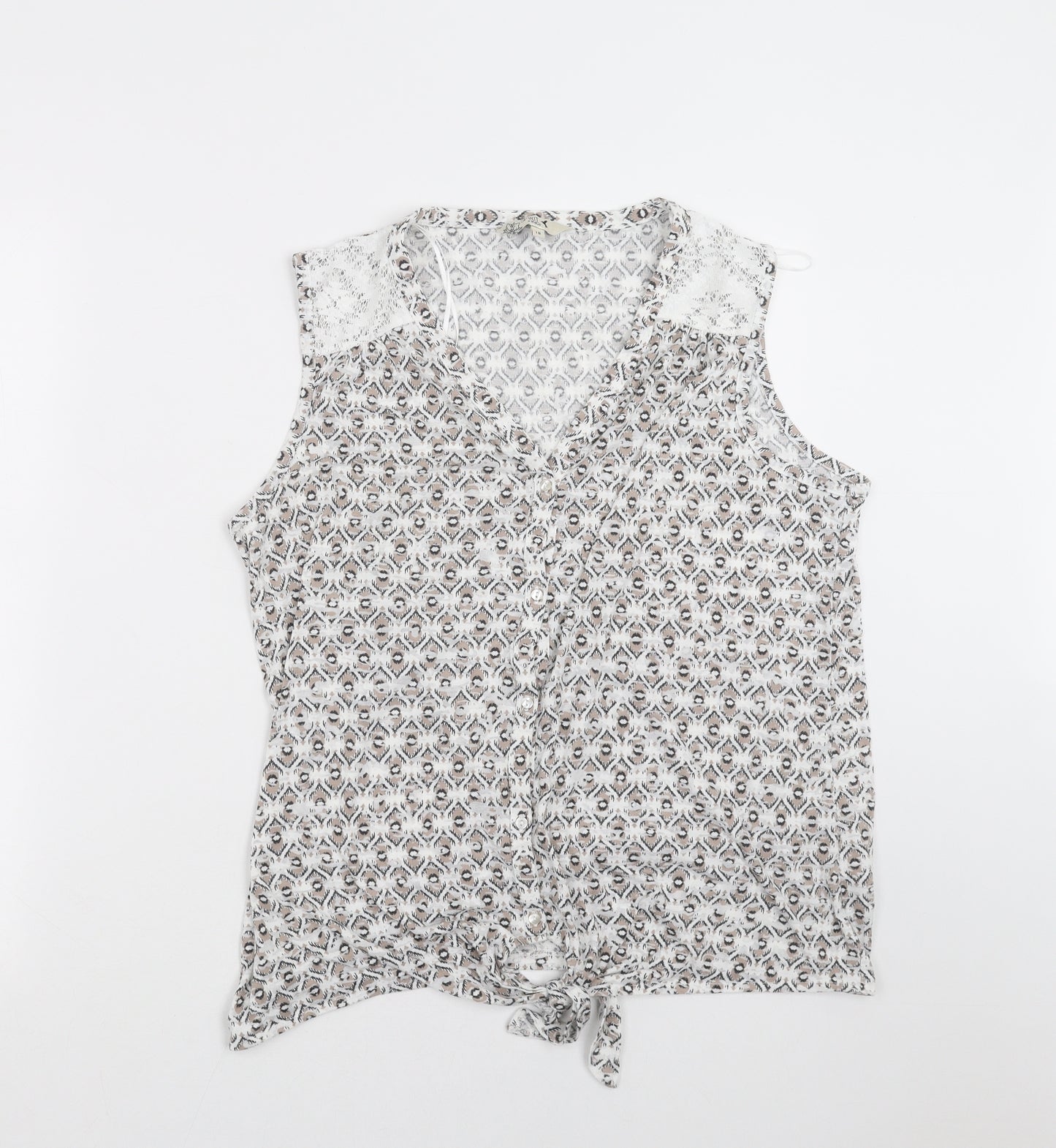 M&Co Womens White Geometric  Basic T-Shirt Size 18
