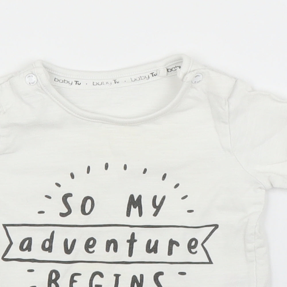 TU Baby White   Basic T-Shirt Size 0-3 Months