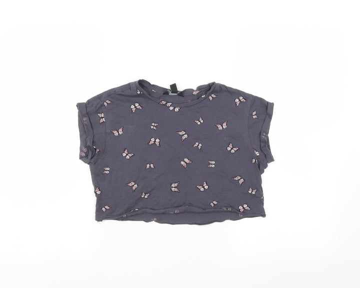 New Look Girls Grey   Basic T-Shirt Size 10-11 Years  - Butterfly print - cropped