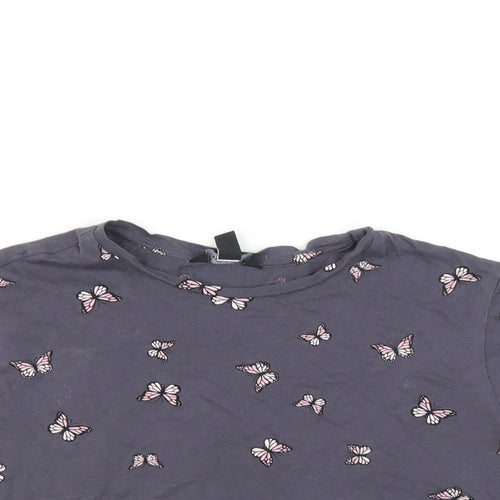 New Look Girls Grey   Basic T-Shirt Size 10-11 Years  - Butterfly print - cropped