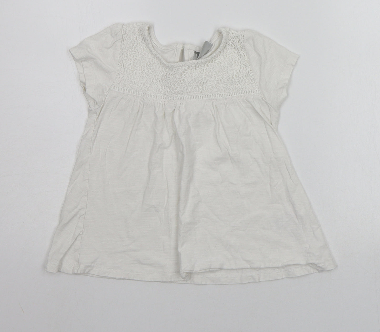Matalan Girls White   Basic T-Shirt Size 6 Years