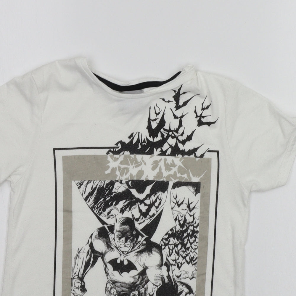 River Island Boys White Geometric  Basic T-Shirt Size 5-6 Years