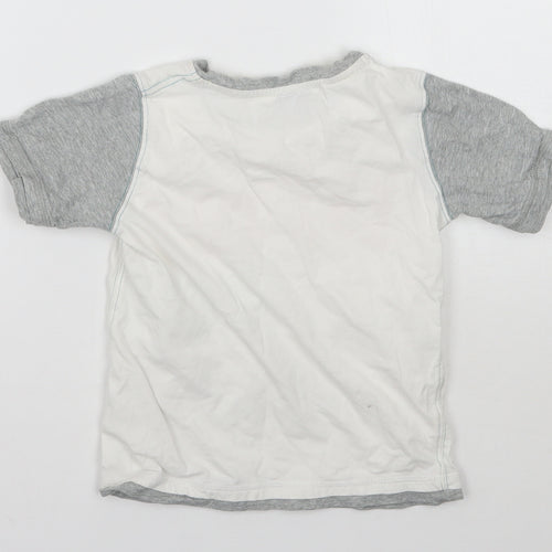 Cherokee Boys White   Basic T-Shirt Size 4-5 Years