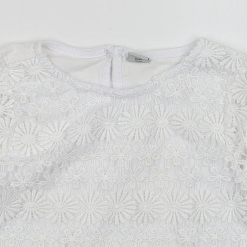 TU Girls White Floral  Basic T-Shirt Size 6 Years