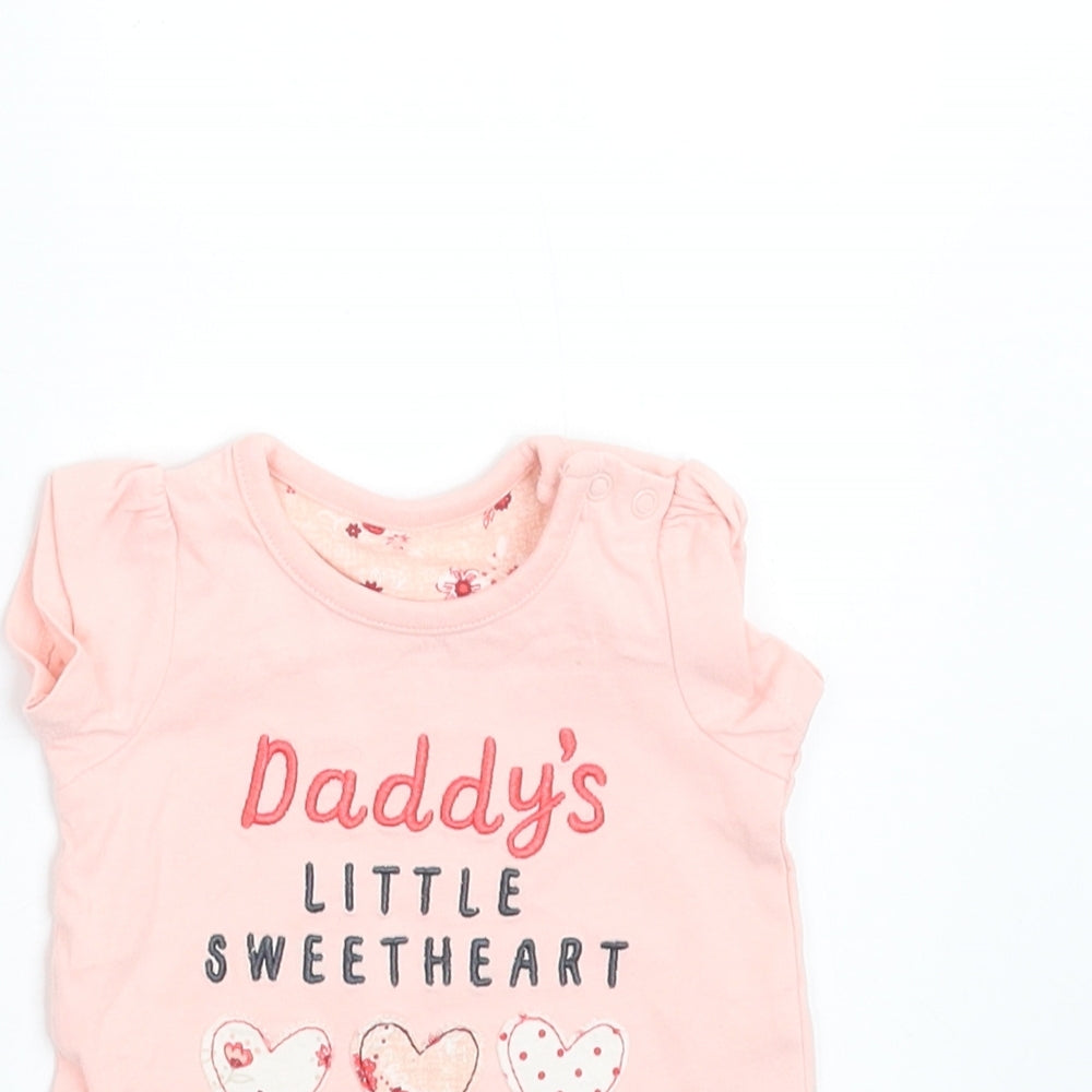 Nutmeg Girls Pink   Basic T-Shirt Size Newborn  - hearts