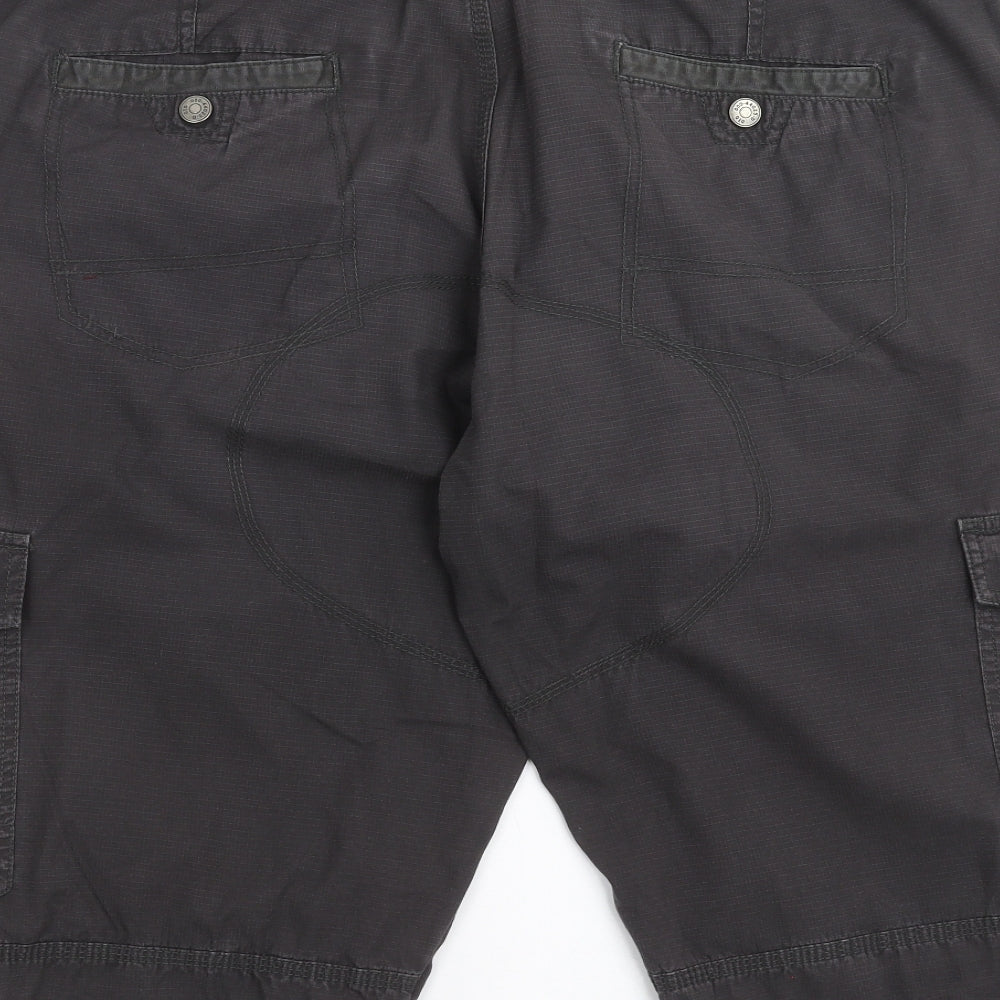F&F Mens Grey   Cargo Shorts Size 42 in