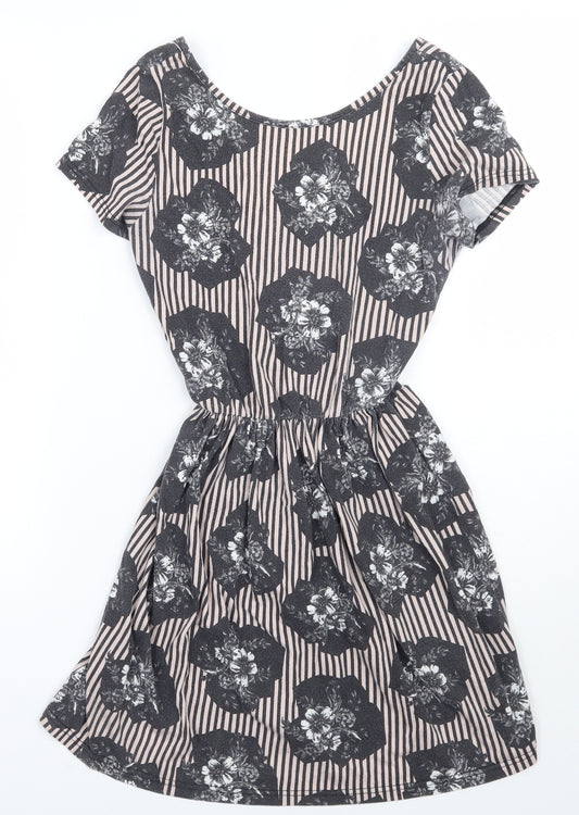 Front view of Topshop women’s beige floral a-line, size UK 6