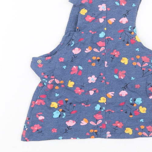 Peacocks Baby Blue   Basic T-Shirt Size 3-6 Months