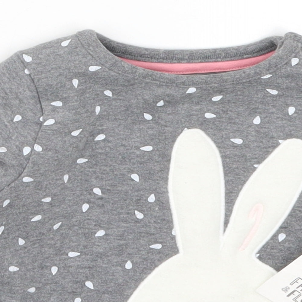 Fred & Flo Girls Grey   Basic T-Shirt Size 3-6 Months  - Rabbit