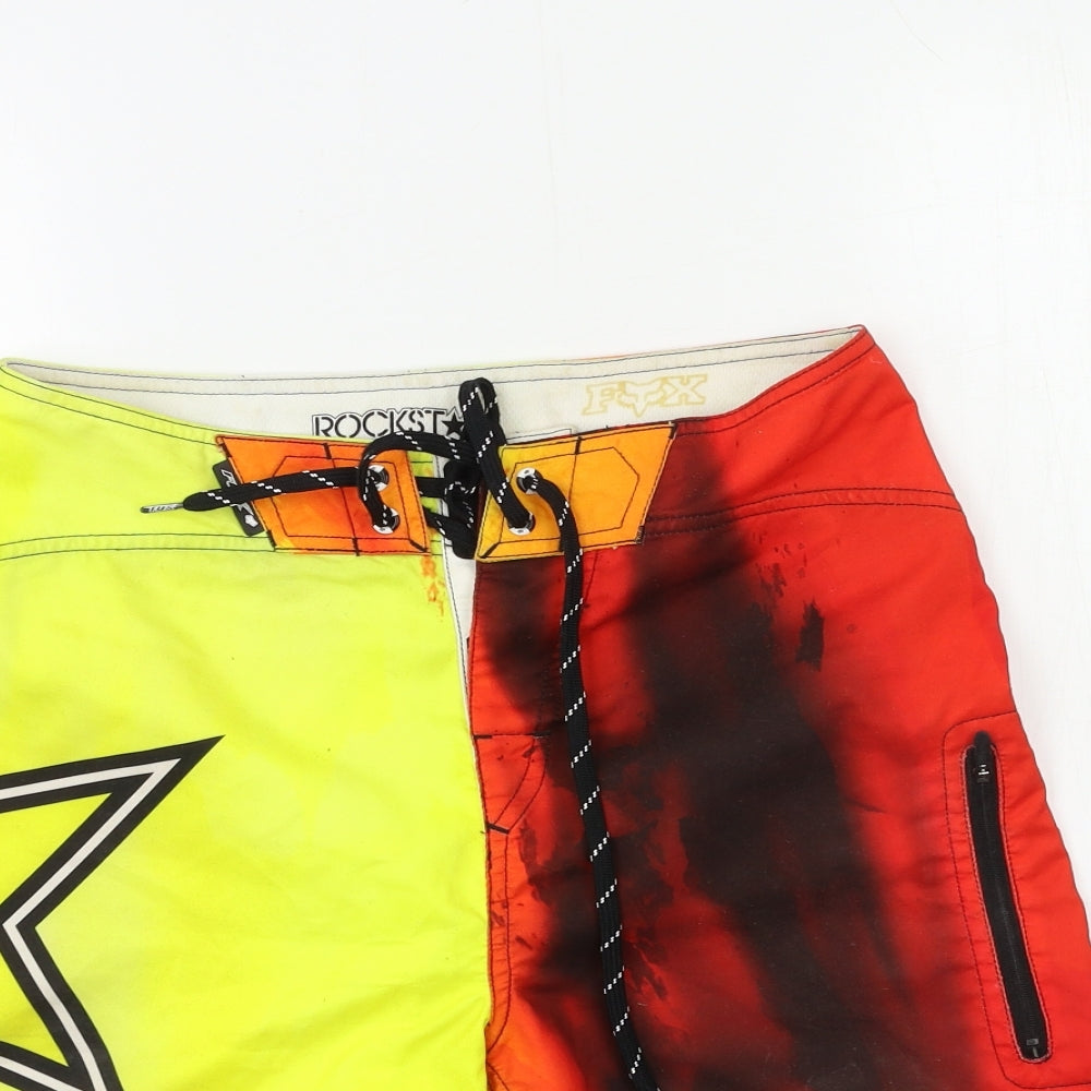 Rockstar Mens Red   Bermuda Shorts Size 28 in