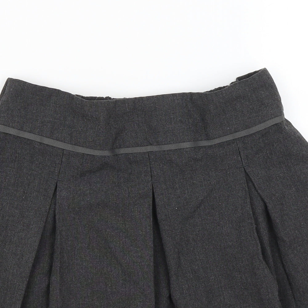 TU Girls Grey   Pleated Skirt Size 9 Years