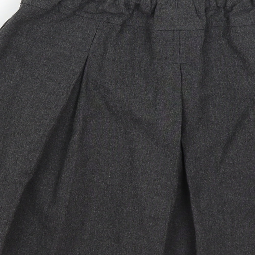 TU Girls Grey   Pleated Skirt Size 9 Years
