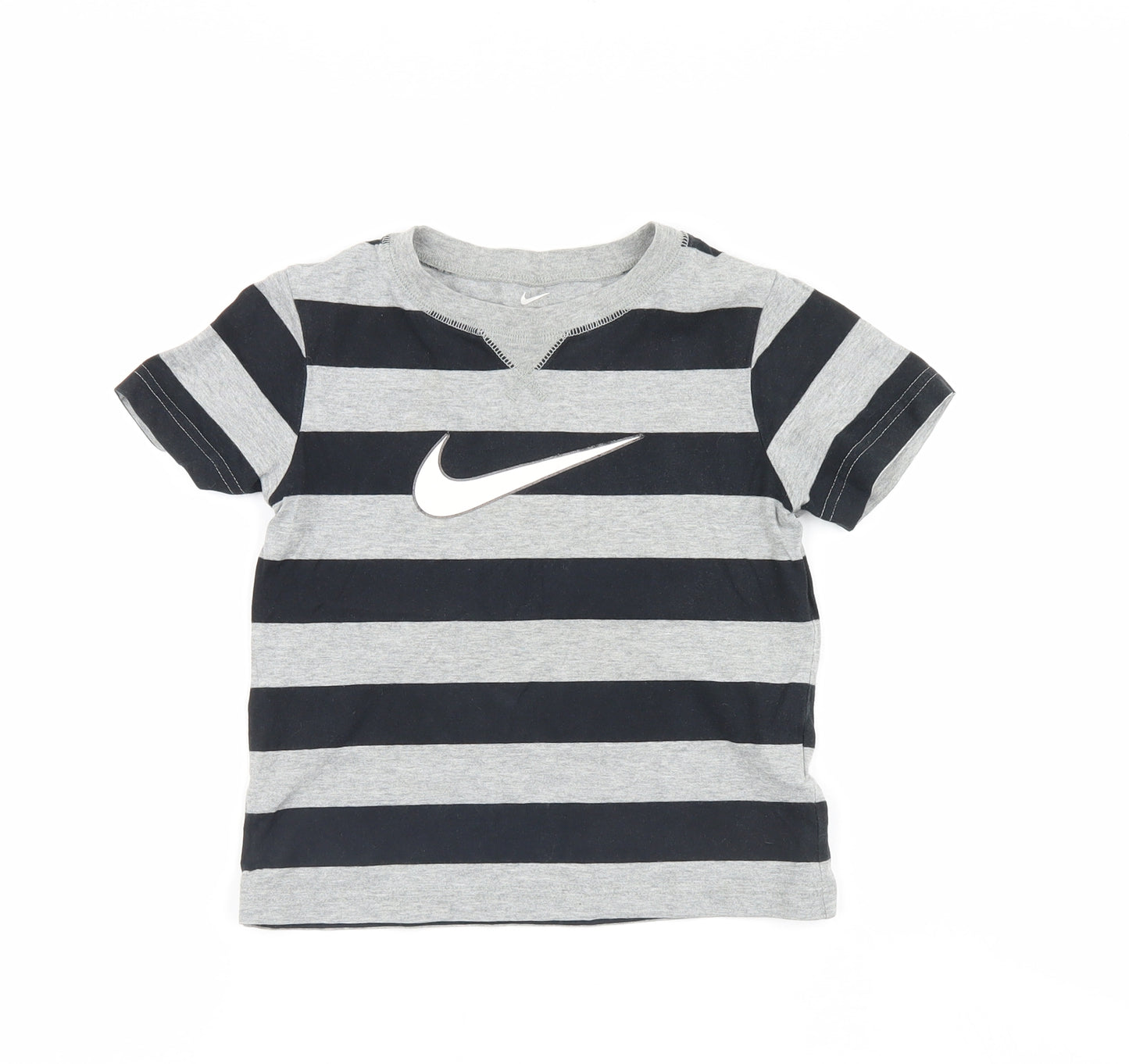 Nike Boys Green Striped  Basic T-Shirt Size 4 Years