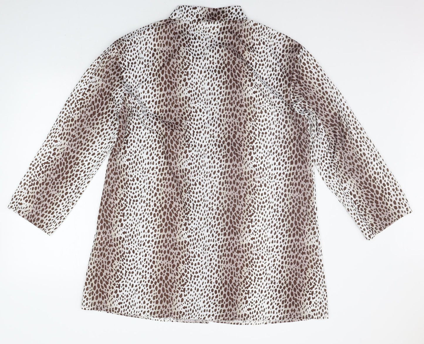 Preworn Womens White Animal Print  Basic Button-Up Size XL