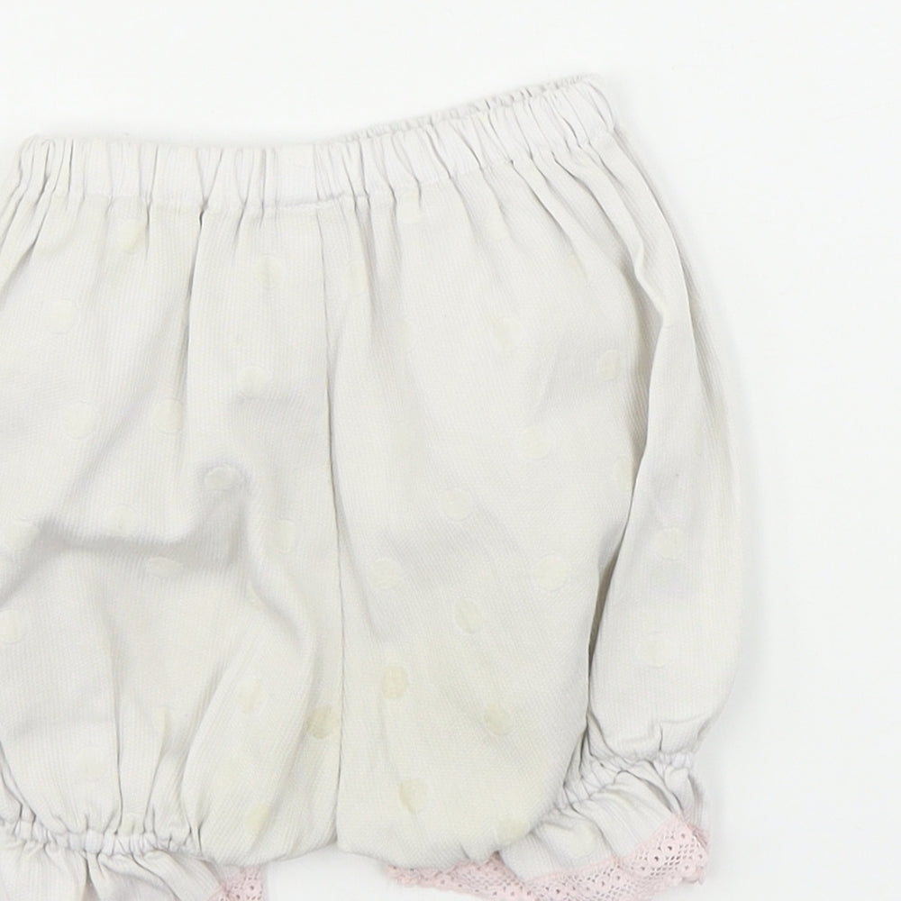 Preworn  Girls White Polka Dot  Cropped Trousers Size 3 Years