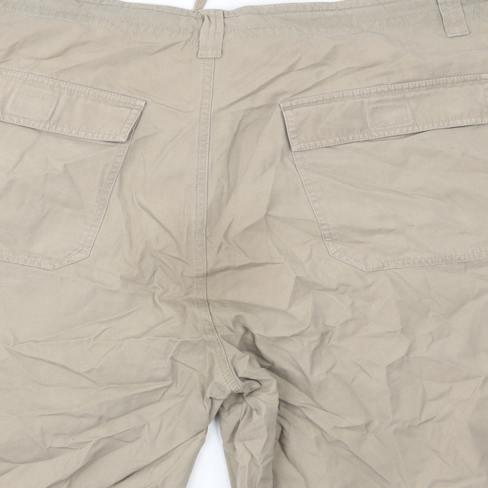 EWM Mens Beige   Cargo Shorts Size 40