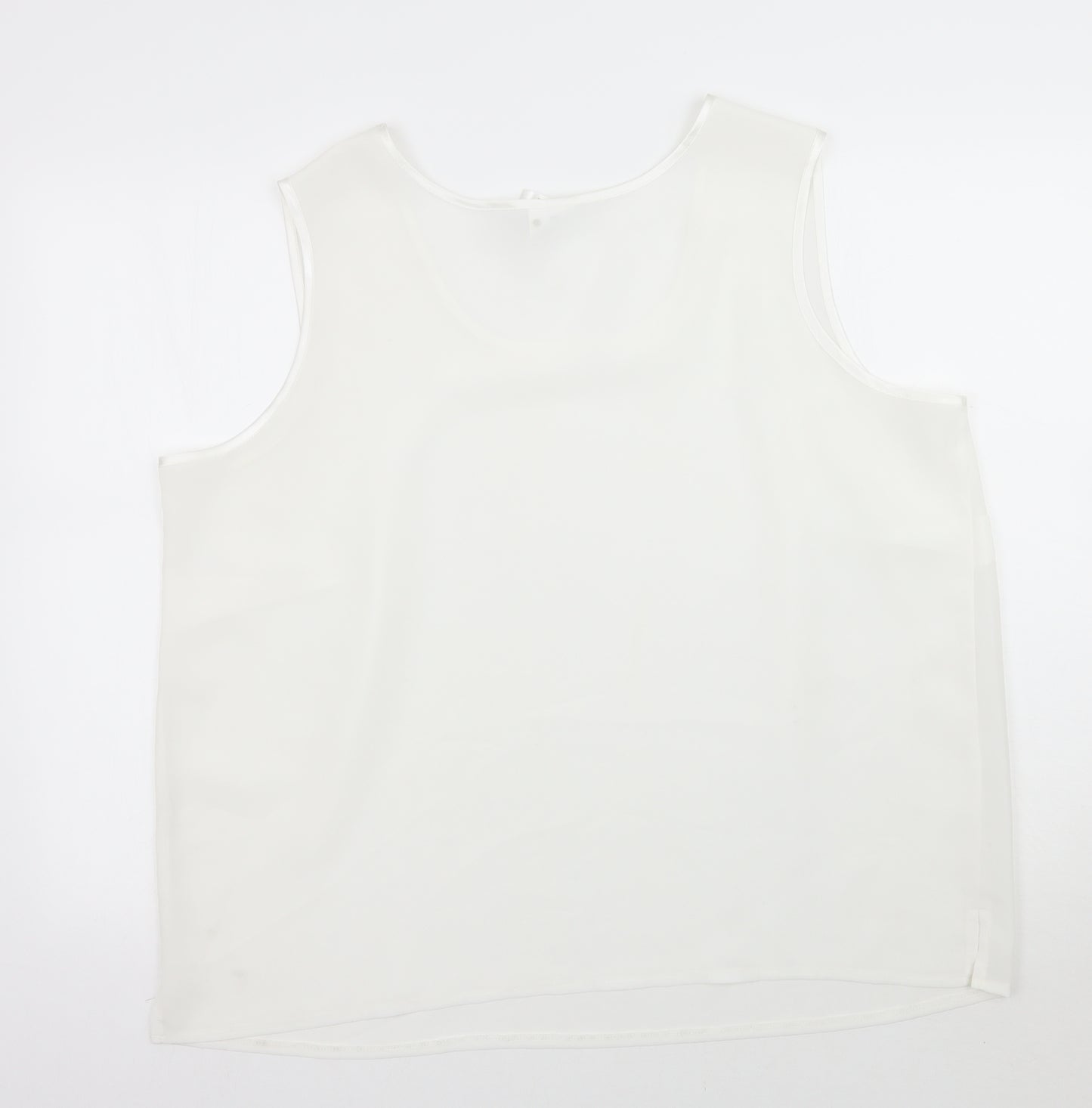 Classics Womens White   Basic Tank Size 24