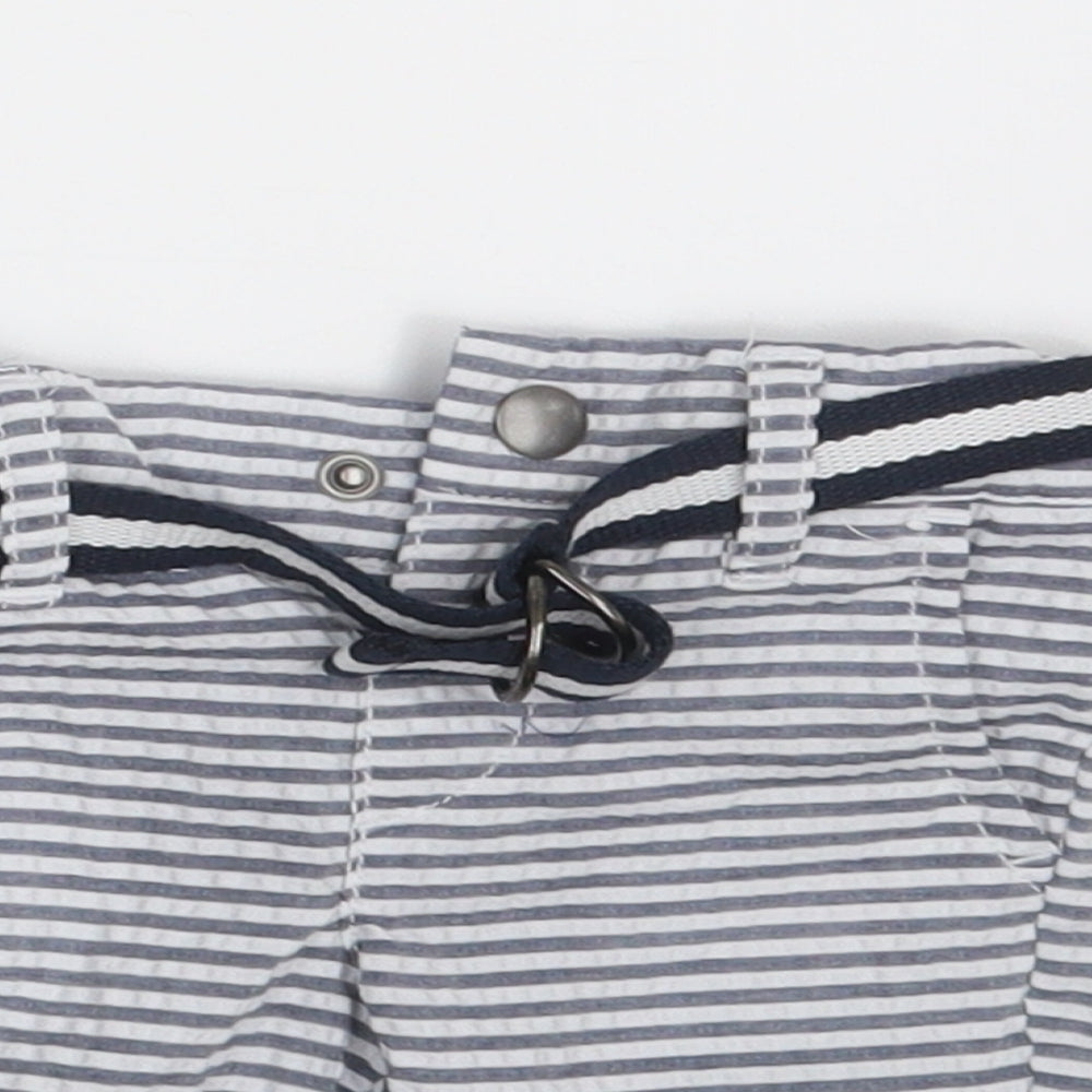 Denim Co.  Baby White Striped  Sweatpants Trousers Size 6-9 Months  - Waist 18in; Inside  leg 4in