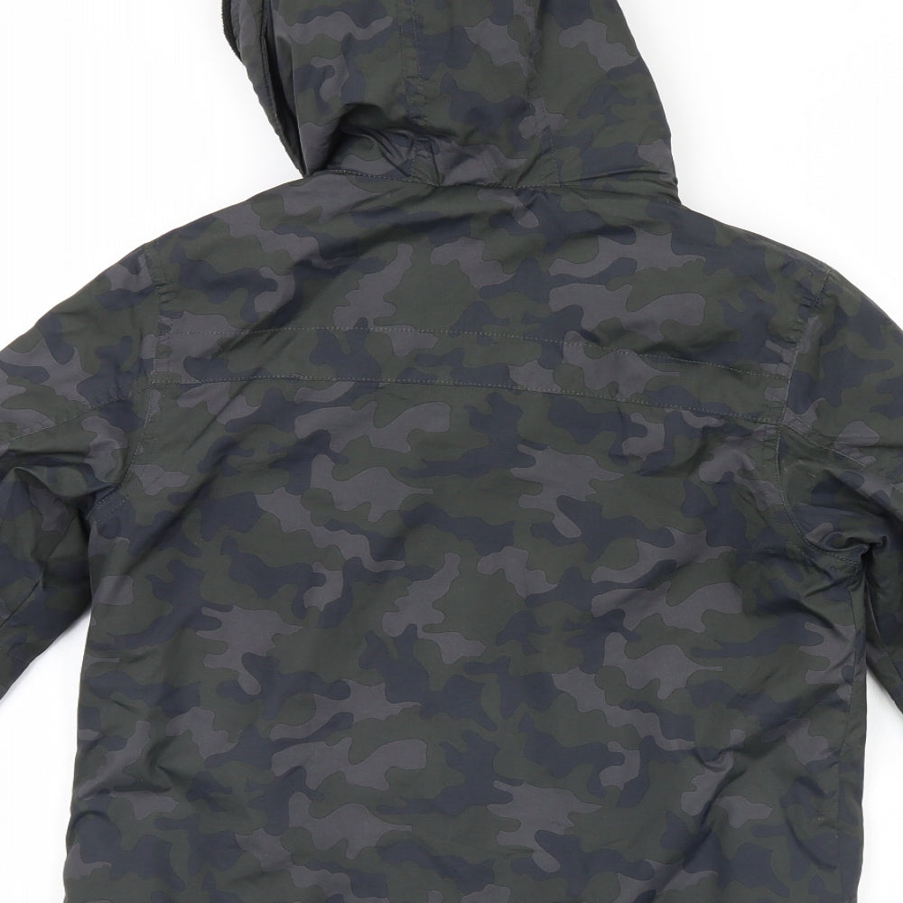 Marks and Spencer Boys Green Camouflage  Basic Coat Coat Size 7-8 Years