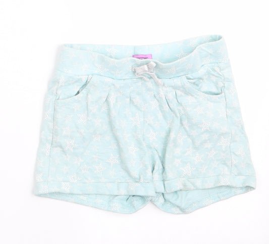 Front view of Florence and Fred girls’ green geometric sweat shorts, size 3-4, years - star print