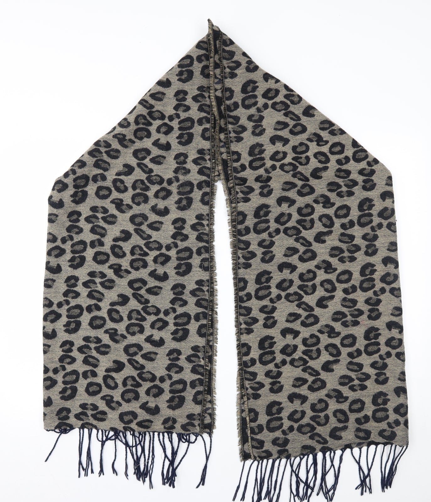 Preworn Womens Grey Animal Print   Scarf
