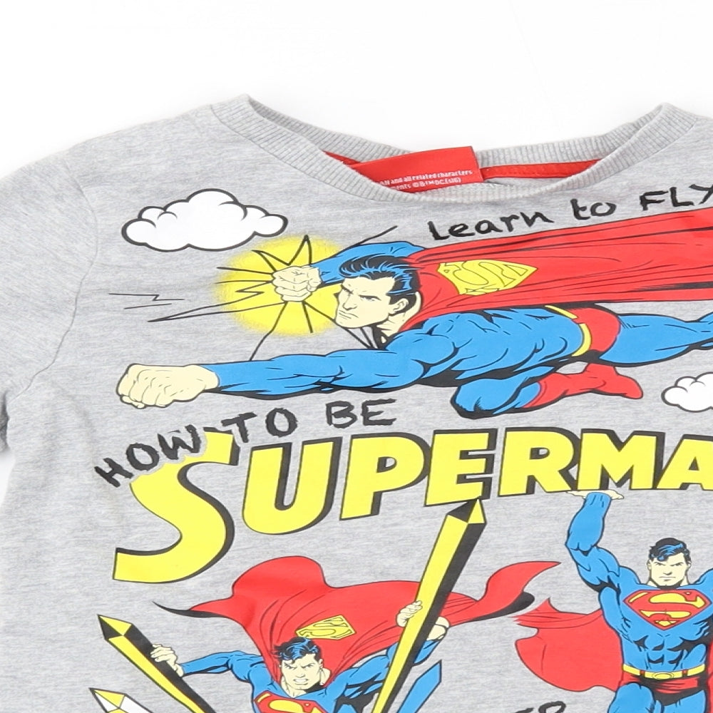 Superman Boys Grey   Basic T-Shirt Size 5-6 Years  - superman with cape