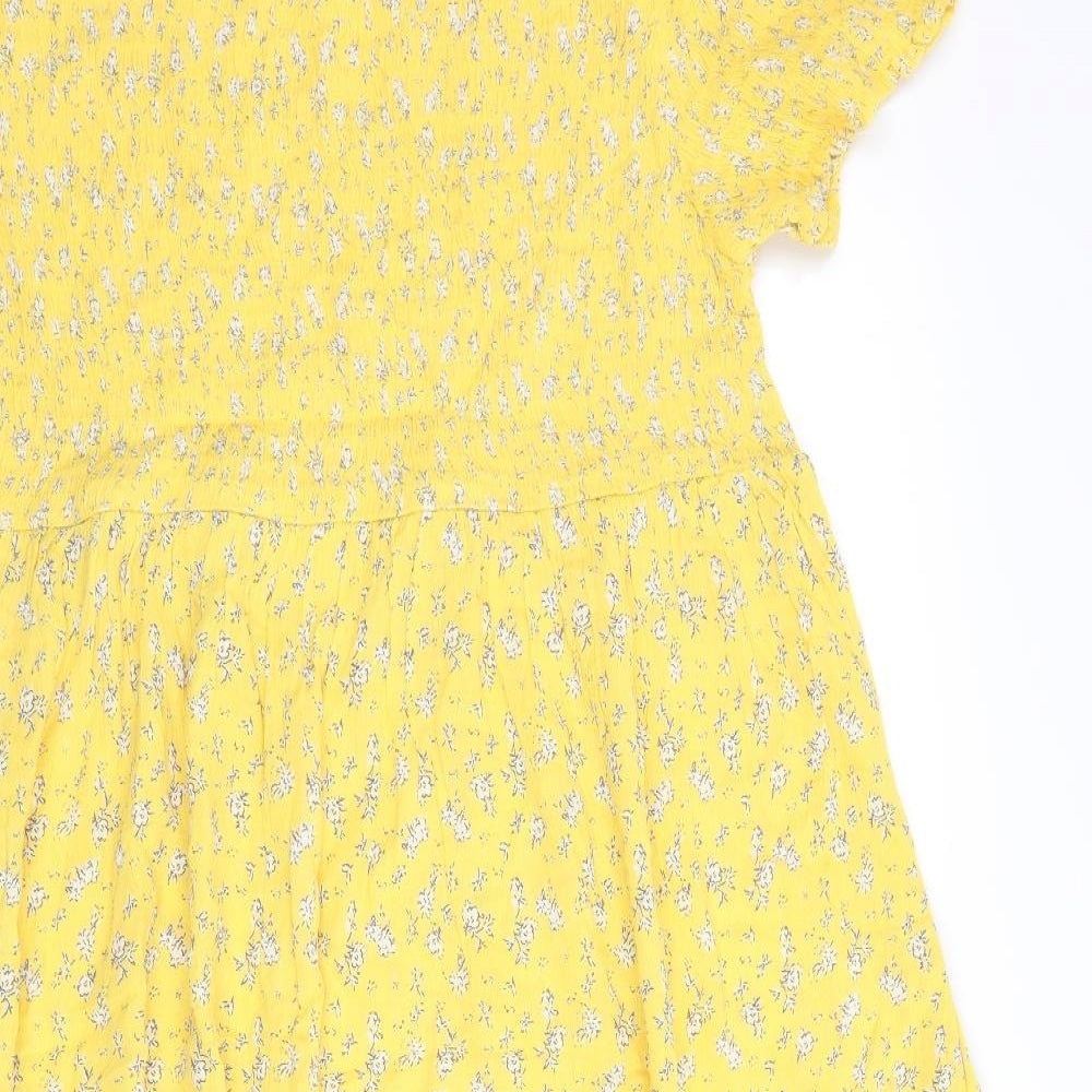 Studio Womens Yellow Floral  A-Line  Size 20  - Smocked top