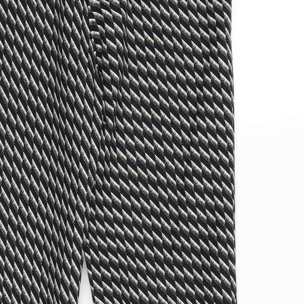 Papaya Womens Black Geometric  Trousers  Size 8 L28 in