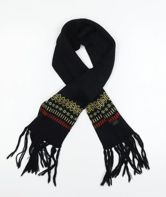 Front view of Preworn women’s black geometric knit scarf
