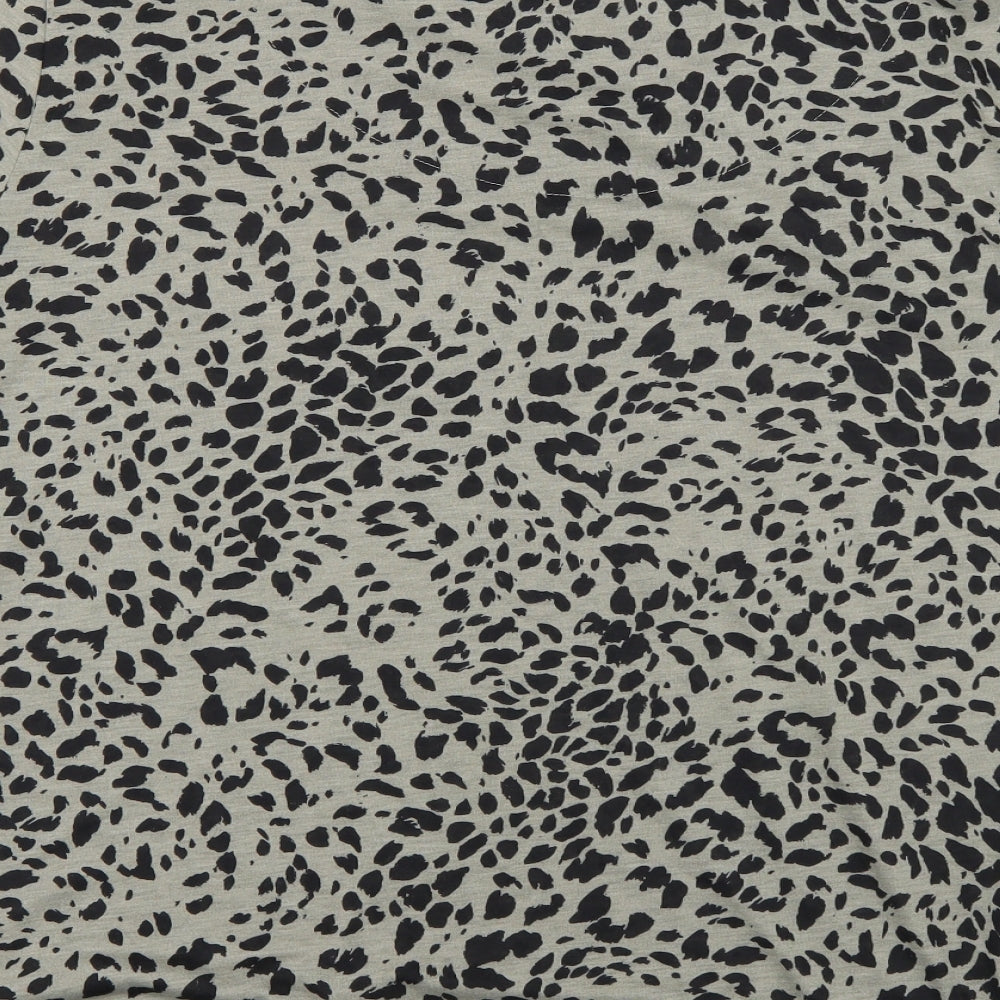 Marks and Spencer Womens Green Animal Print  Basic T-Shirt Size 16