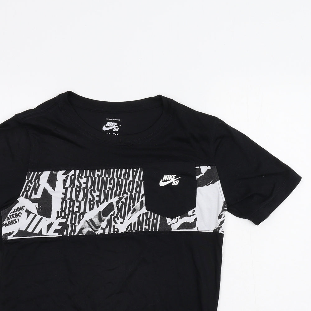 Nike Boys Black   Basic T-Shirt Size 12-13 Years
